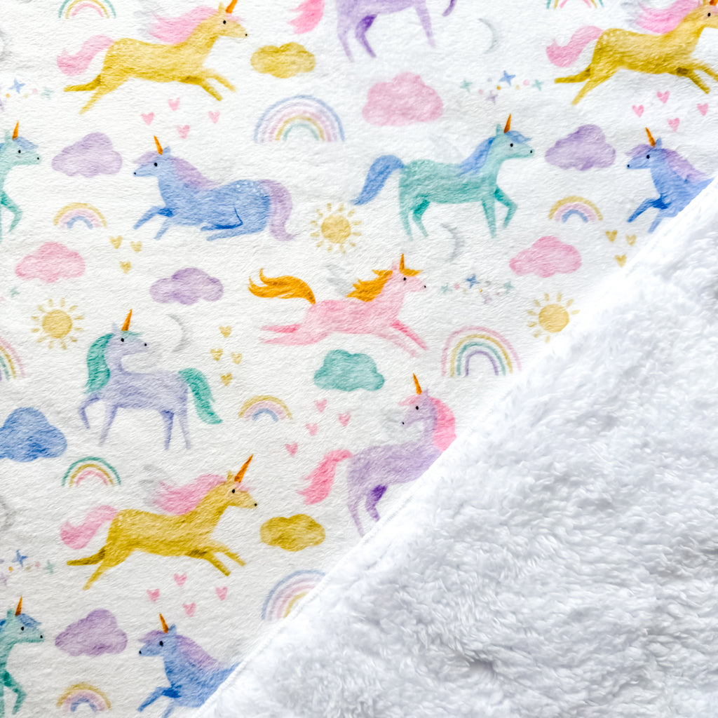 Cobijita para bebé  - Unicornios (90x75cm)