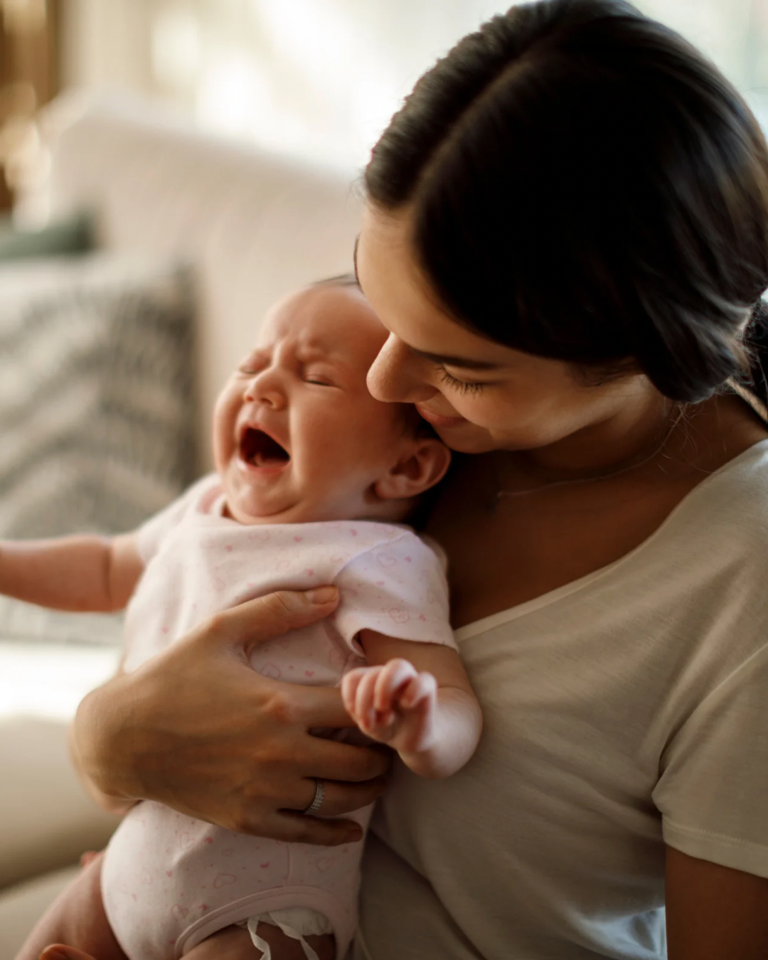 Descargable: Guía esencial para sobrevivir (y disfrutar) las noches con tu recién nacido